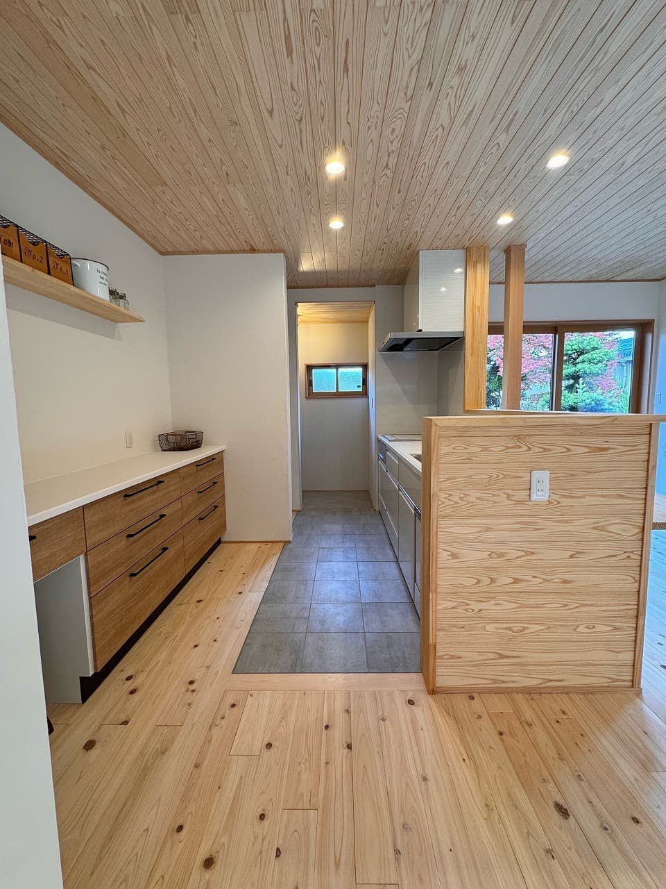 リノベーション後のキッチン