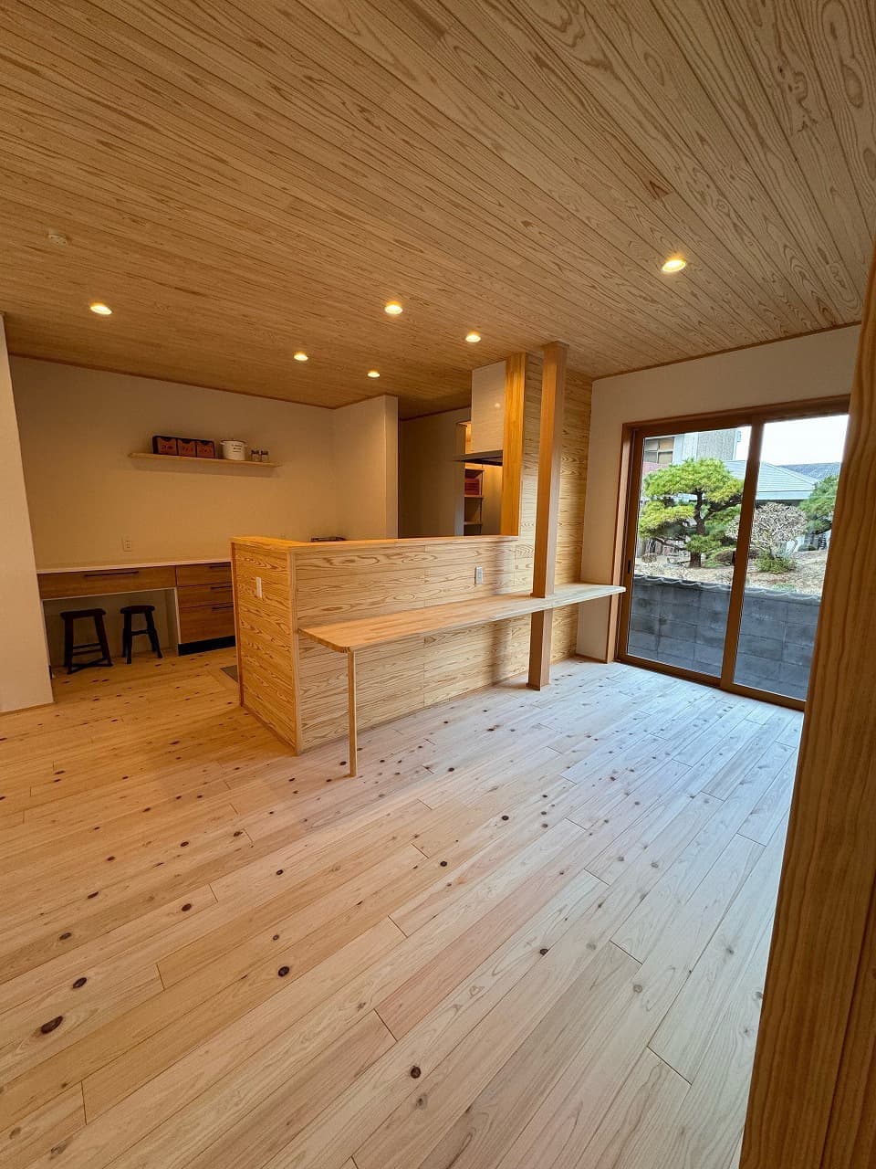 リノベーション後のダイニングキッチン